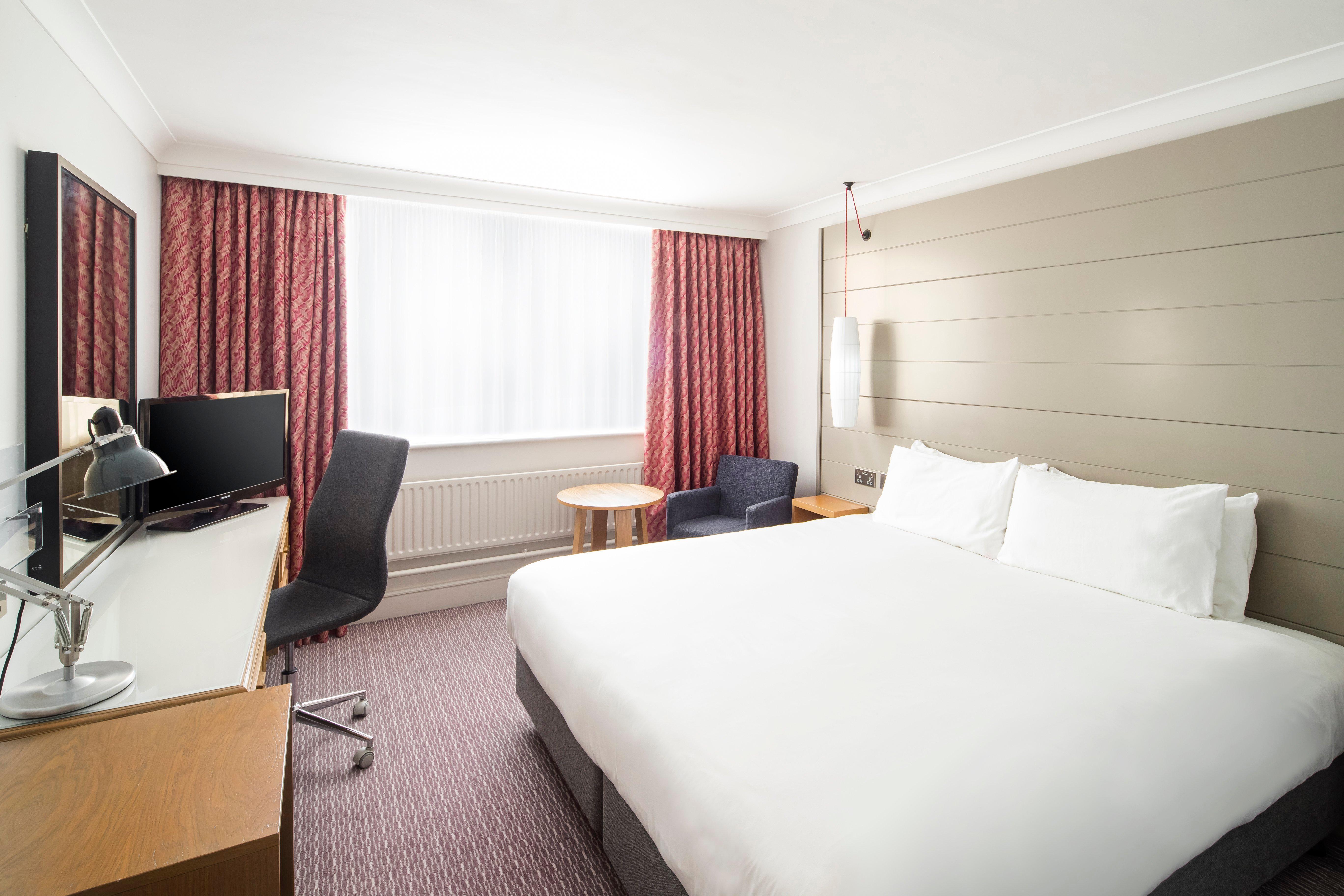 Holiday Inn Peterborough West By Ihg Exterior foto
